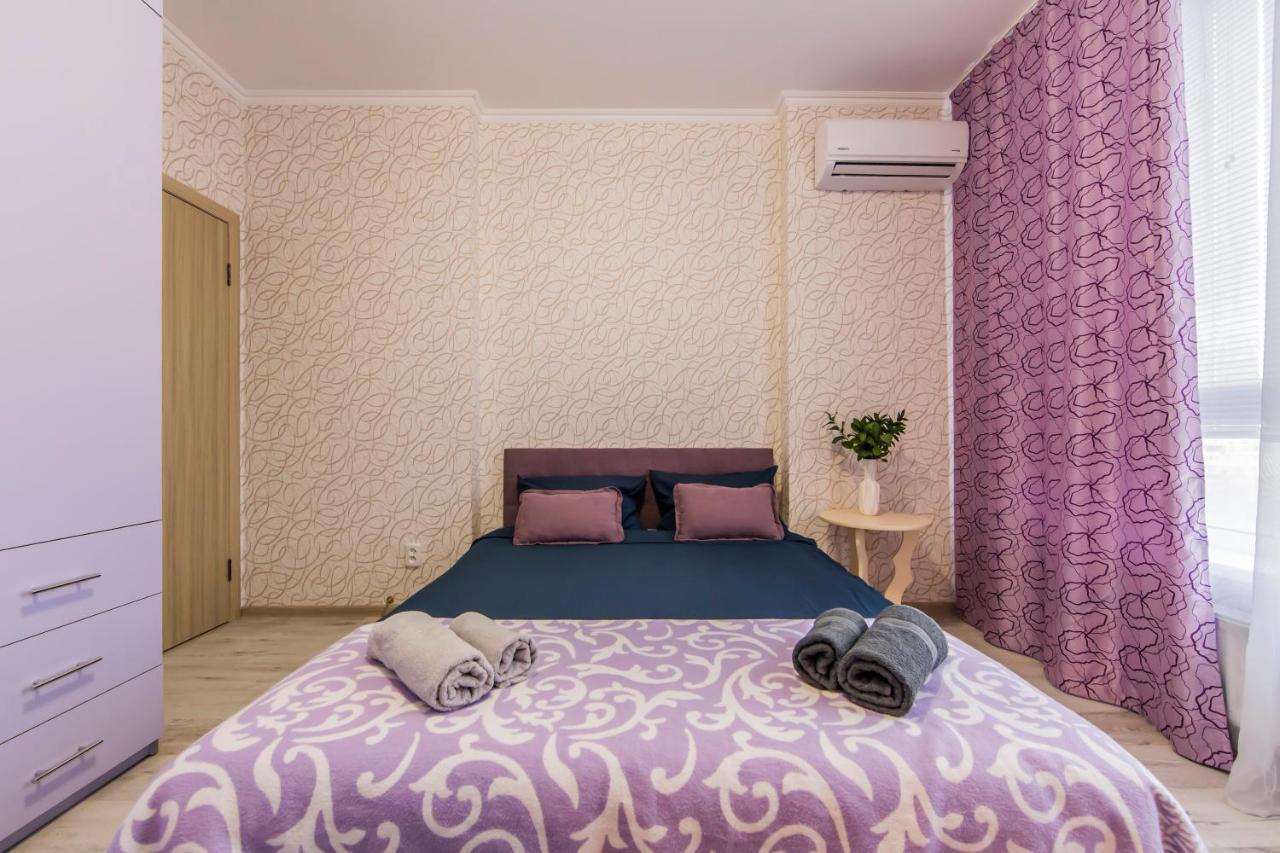 Стильные Апартаменты,Метро Вырлица,Метро Харьковская Kyiv Exterior photo